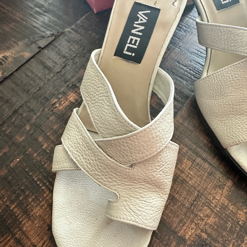 Vaneli Women's Creamy White Sandals
